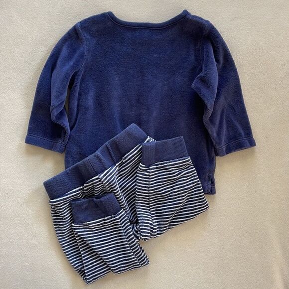 Carter’s Fleece Two Piece Pant Set 6 Months - Picture 3 of 3